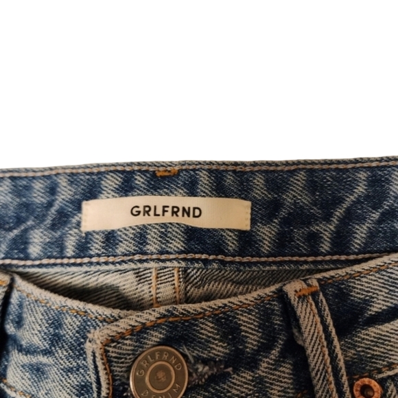 GRLFRND Frayed Two Tone Button Fly Jean Shorts - Picture 7 of 8